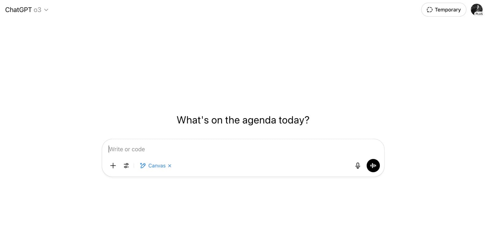 Интерфейс ChatGPT — окно чата с выбором модели и боковой панелью