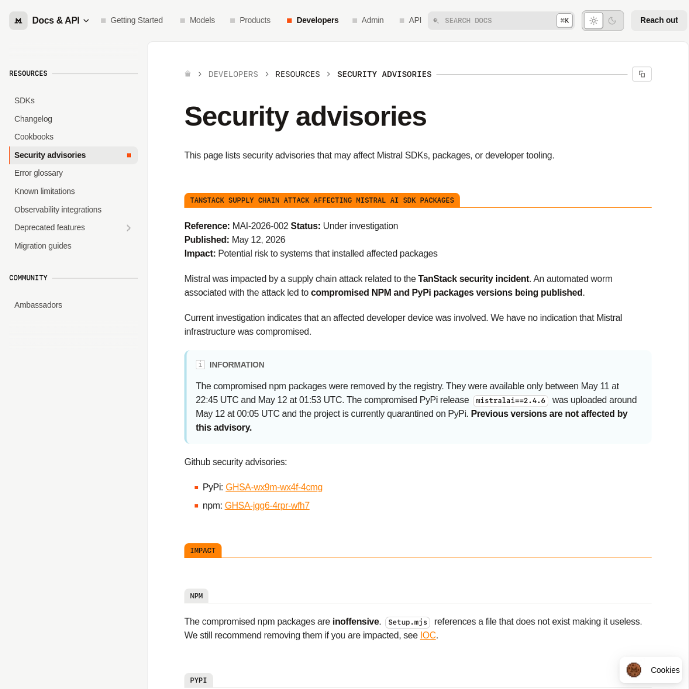 Страница Mistral Security Advisories с advisory MAI-2026-002 про атаку, связанную с TanStack