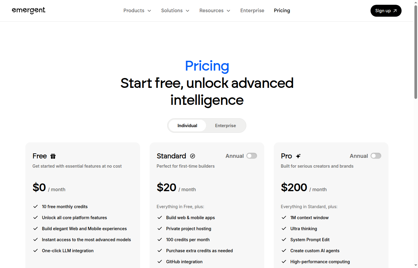 Официальная страница тарифов Emergent с планами Free, Standard и Pro