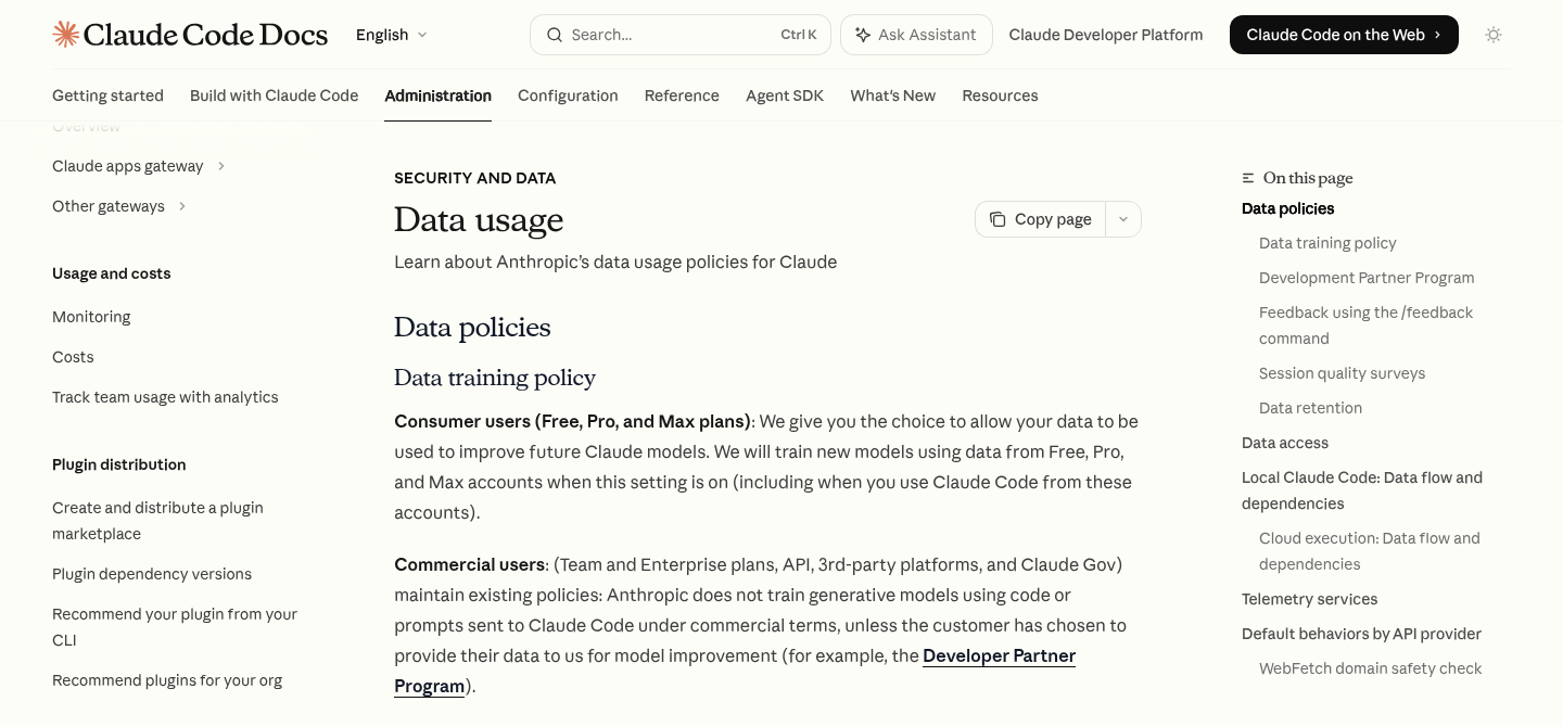Скриншот страницы Claude Code Docs Data usage с политикой обучения данных для consumer и commercial users