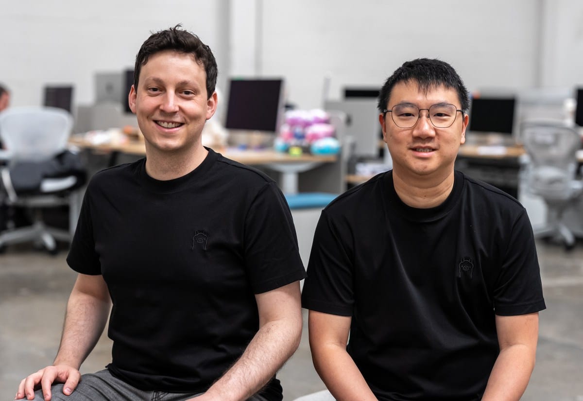 Основатели Ollama Jeff Morgan и Michael Chiang после раунда Series B
