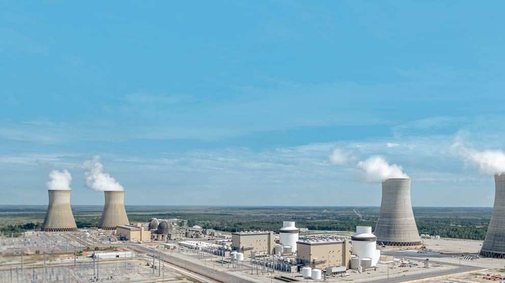 Атомная электростанция Vogtle в Джорджии