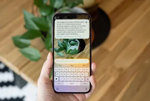 Интерфейс Siri с расширениями Gemini и Claude в iOS 27