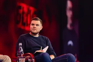 Pim de Witte, сооснователь General Intuition, на сцене в статье про игровые данные для AI-агентов