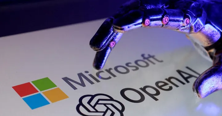 Логотипы OpenAI и Microsoft
